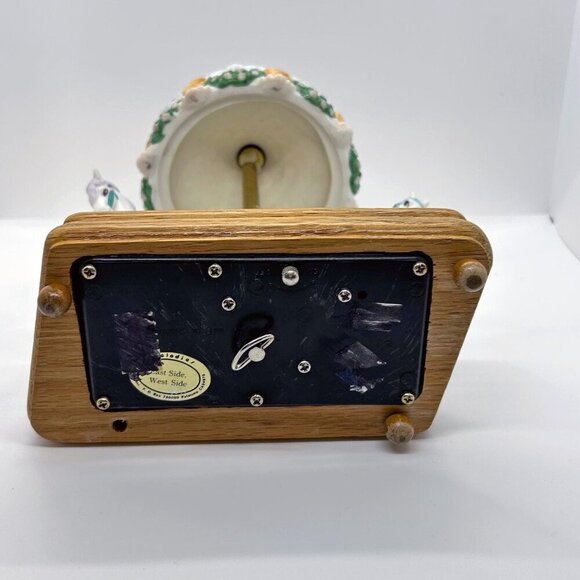 Vintage Willits Design Carousel Music Box - Picture 9 of 10